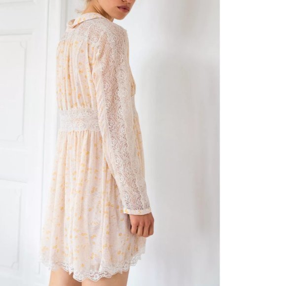 Free People Sheer Romance Minidress. L - Picture 4 of 6